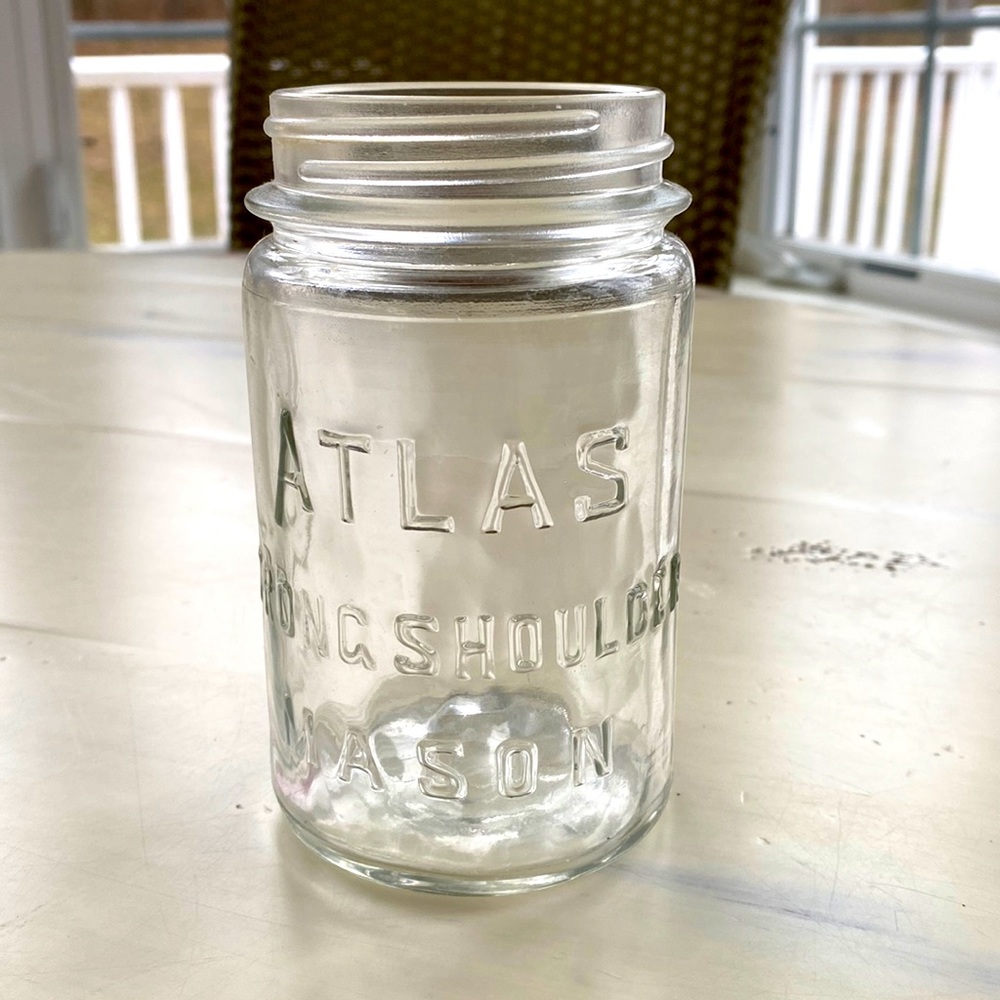 Atlas Strong Shoulder Mason Jar